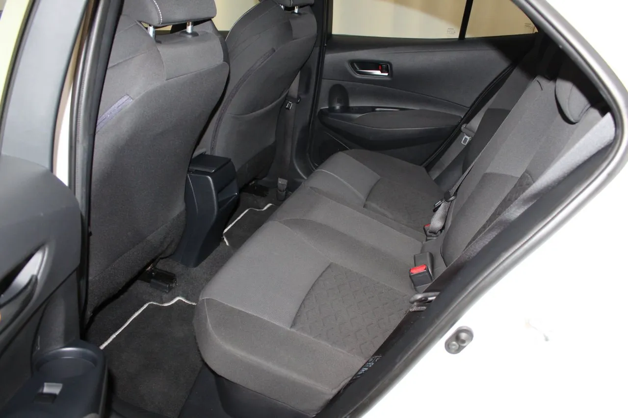 Vehicle image 25