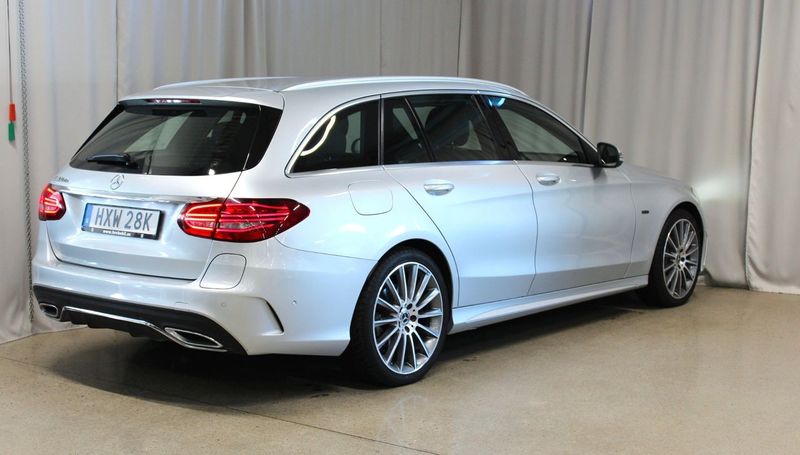 Mercedes C300 bild 2