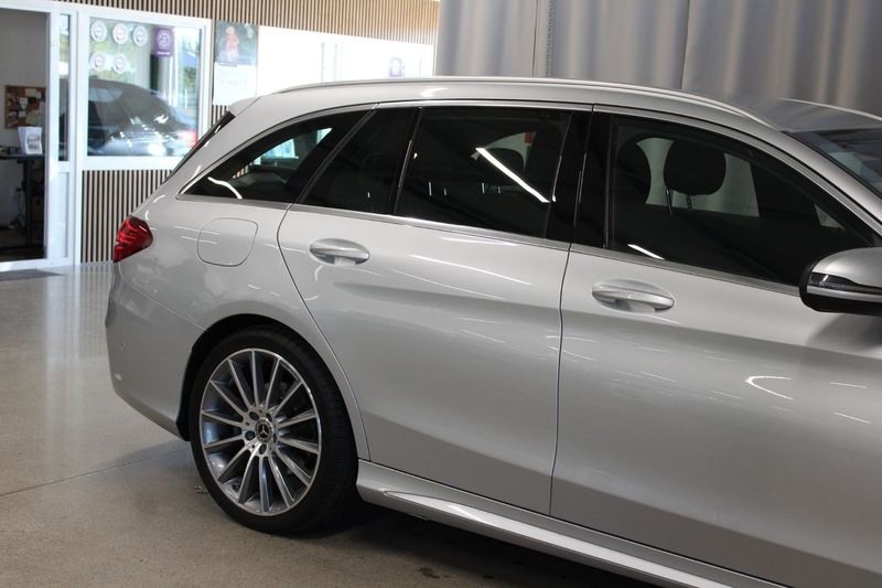 Mercedes C300 bild 12
