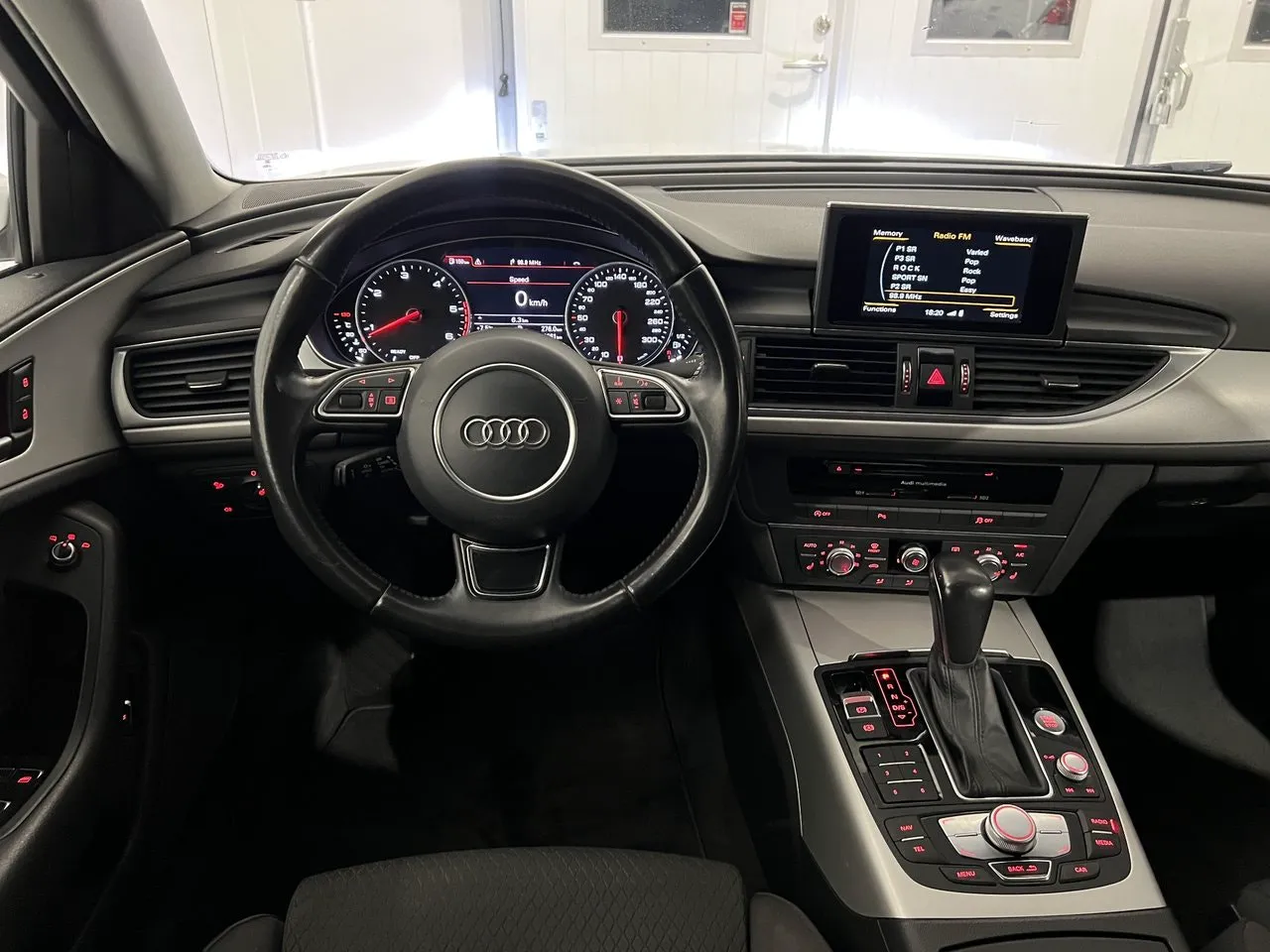 Vehicle image 14
