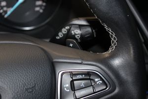 Ford Kuga bild 25