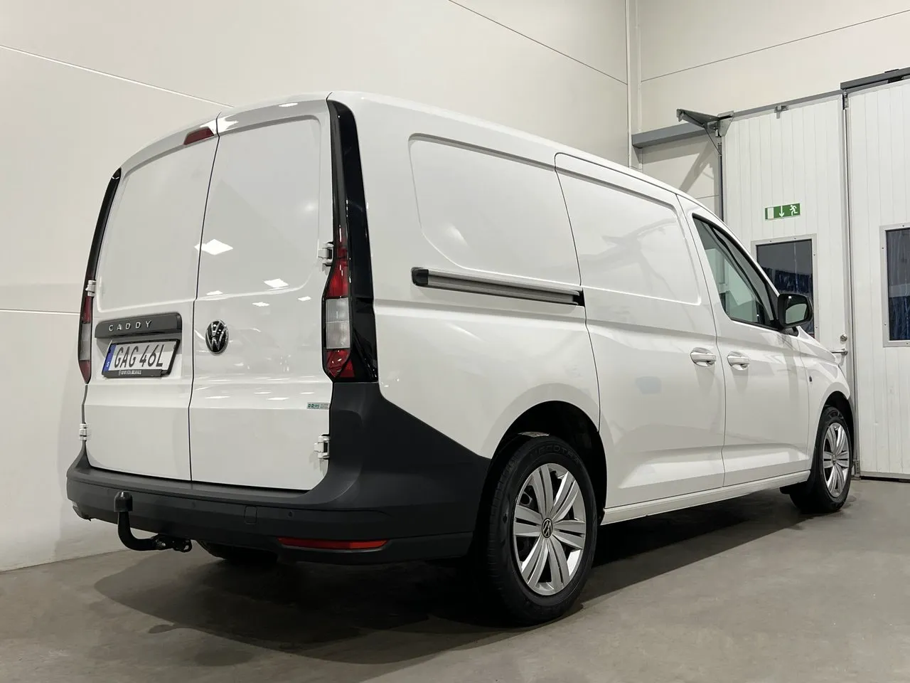 Vehicle image 20