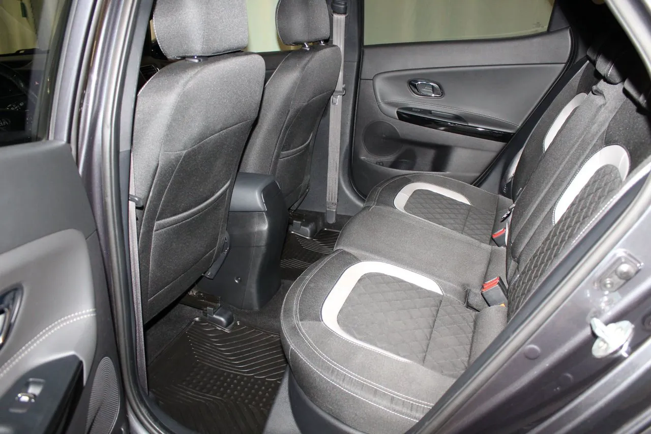 Vehicle image 20