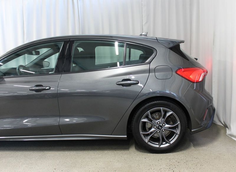 Ford Focus bild 8