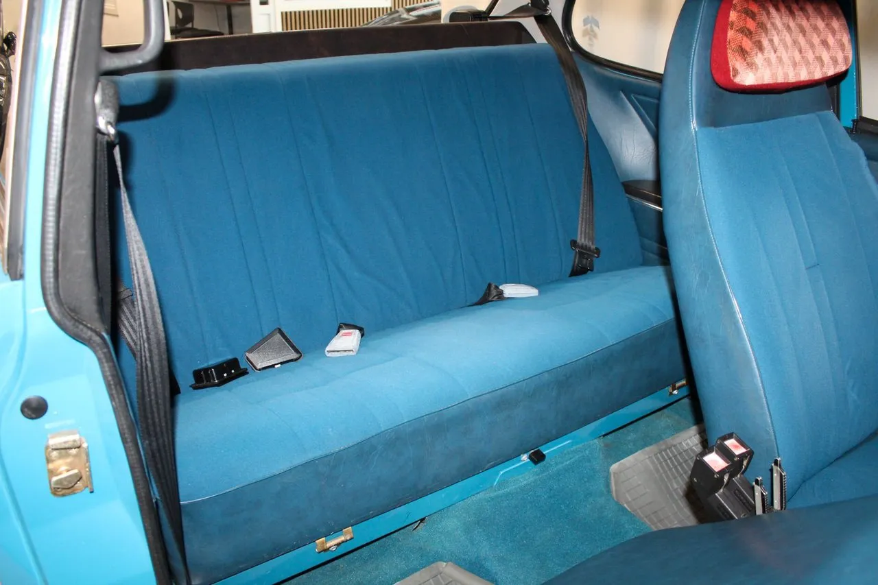 Vehicle image 18