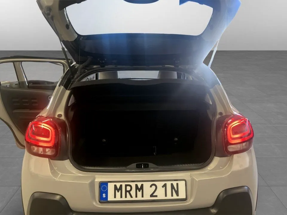 Vehicle image 14