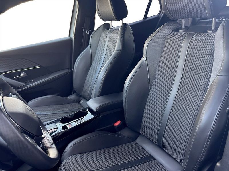 Peugeot 2008 bild 5