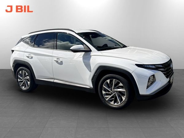 Hyundai Tucson Essential 1.6 T-GDI 150hk B-KAMERA DRAG NAVI - 2022