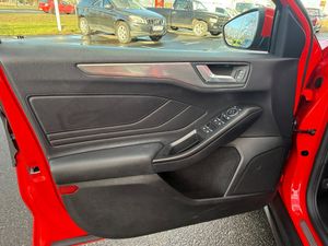 Ford Focus bild 12