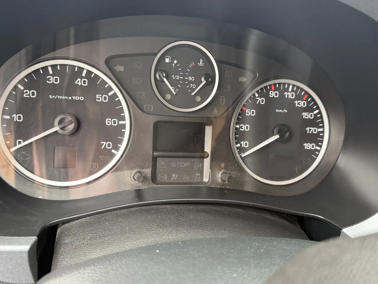 Vehicle image 9