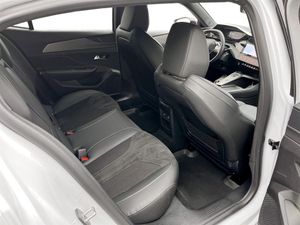 Peugeot 408 bild 13