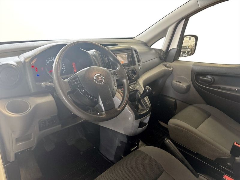 Nissan NV200 bild 6