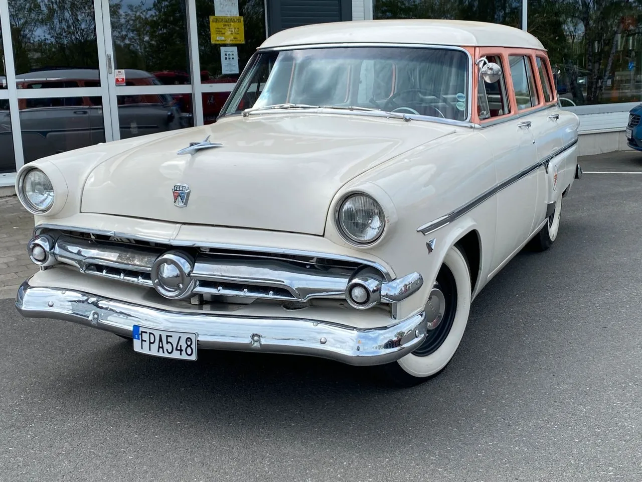 Vehicle image 1
