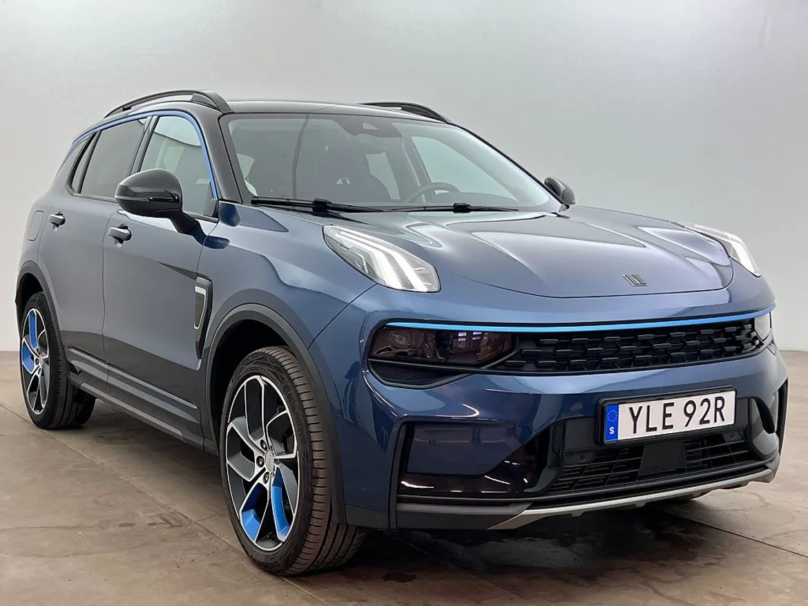 Vehicle image 7