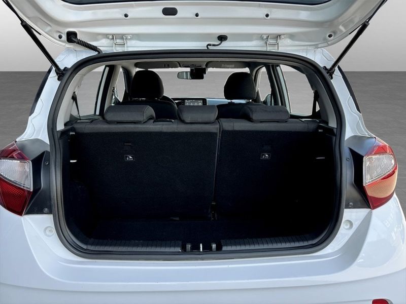 Hyundai i10 bild 15