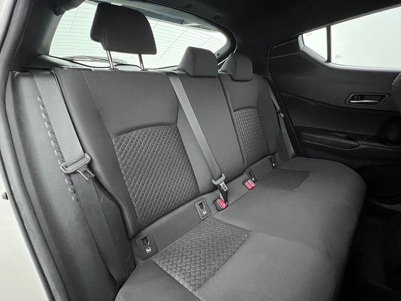 Toyota C-HR bild 17