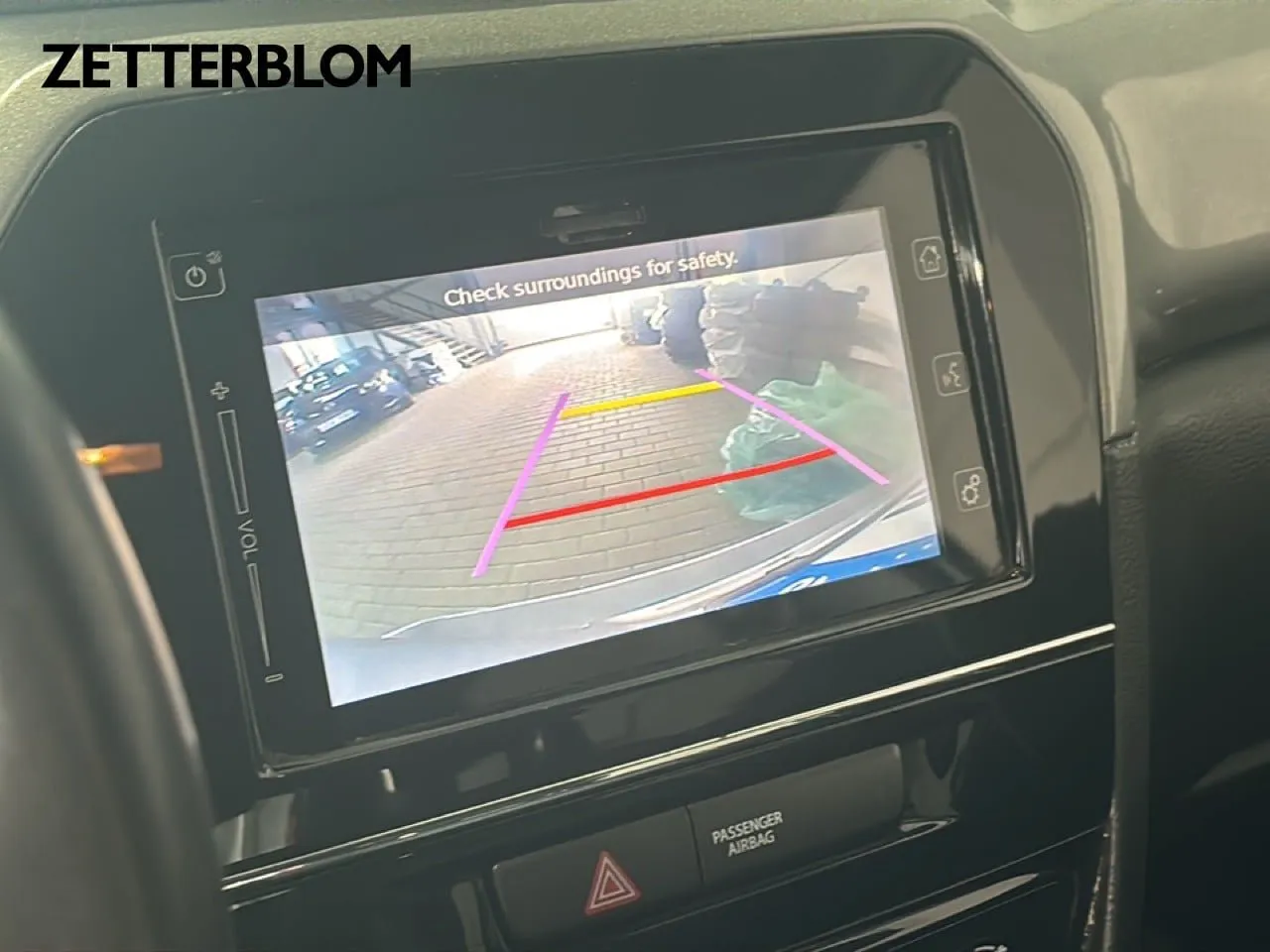 Vehicle image 13