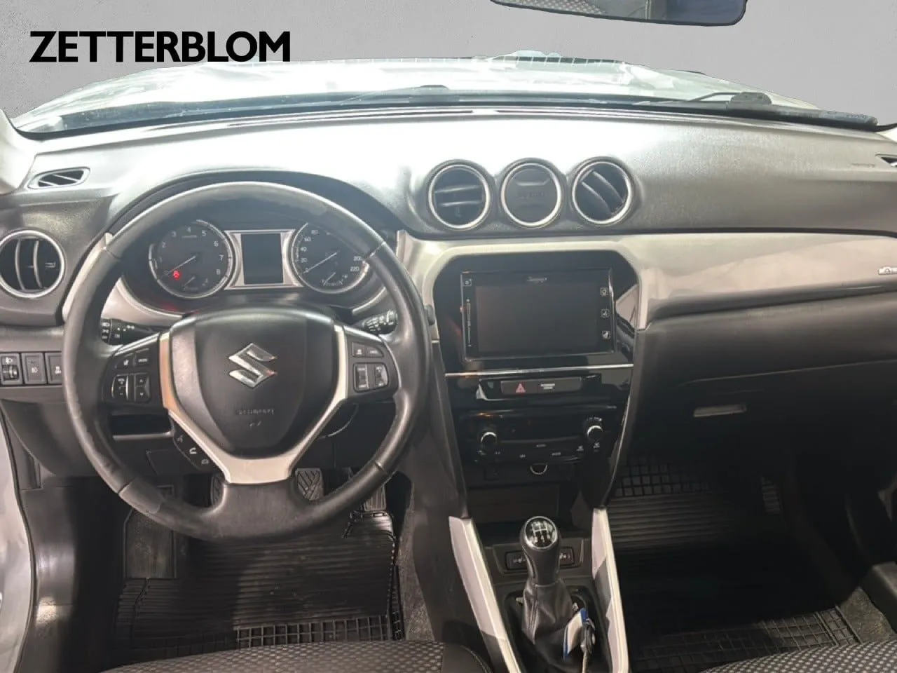 Vehicle image 9