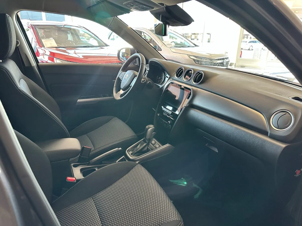 Vehicle image 9