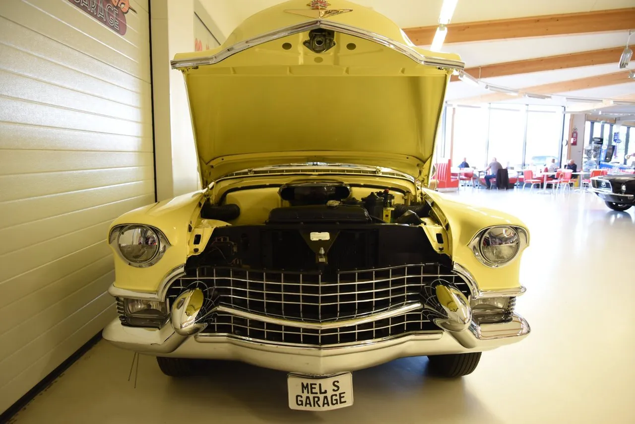 Vehicle image 36