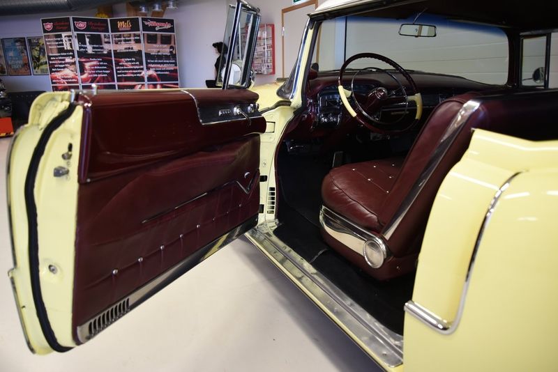 Cadillac Coupe DeVille bild 20