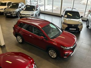 Suzuki S-CROSS bild 5