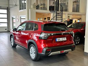 Suzuki S-CROSS bild 3