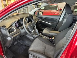 Suzuki S-CROSS bild 7