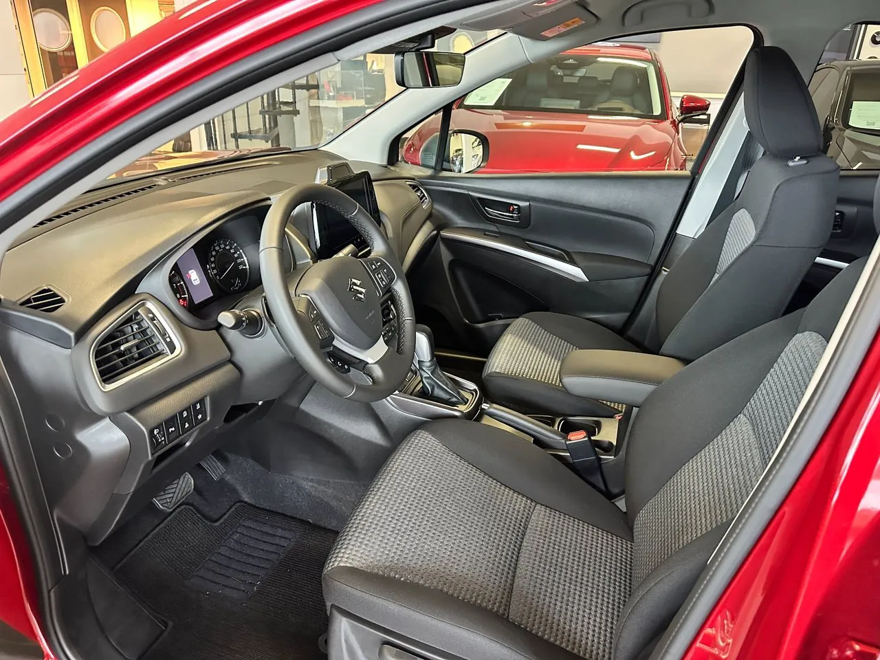 Vehicle image 6