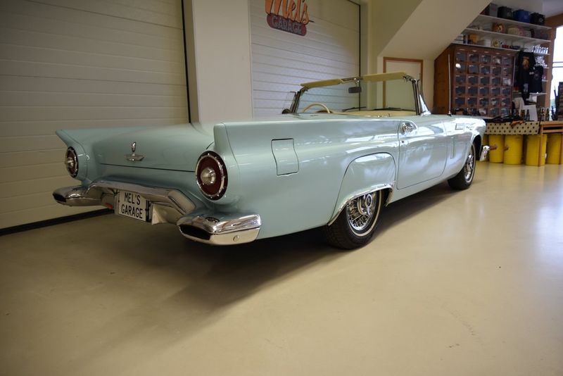 Ford Thunderbird bild 31