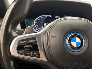 BMW 330 bild 12