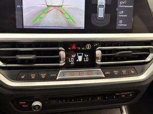 BMW 330 bild 19