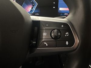 BMW iX2 bild 18