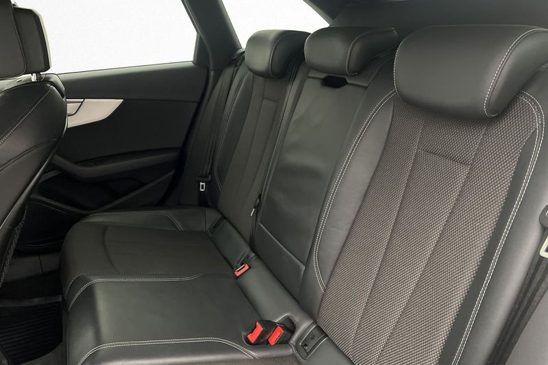 Audi A4 bild 25