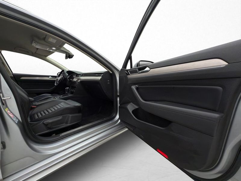 Volkswagen Passat bild 23