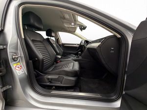 Volkswagen Passat bild 22