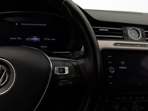 Volkswagen Passat bild 13