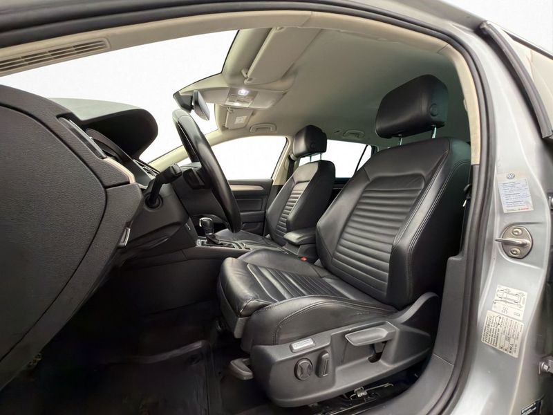 Volkswagen Passat bild 10