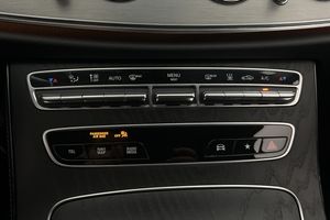 Mercedes E300 bild 26
