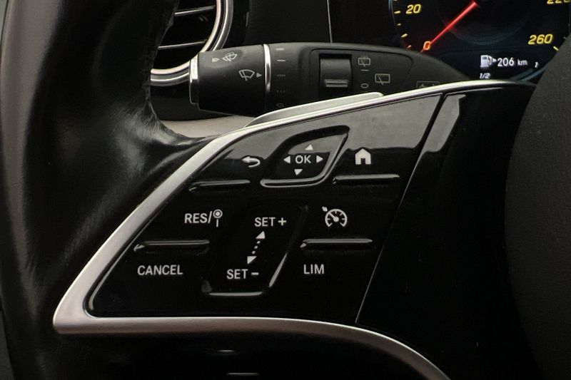 Mercedes E300 bild 12