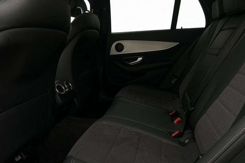 Mercedes E300 bild 30