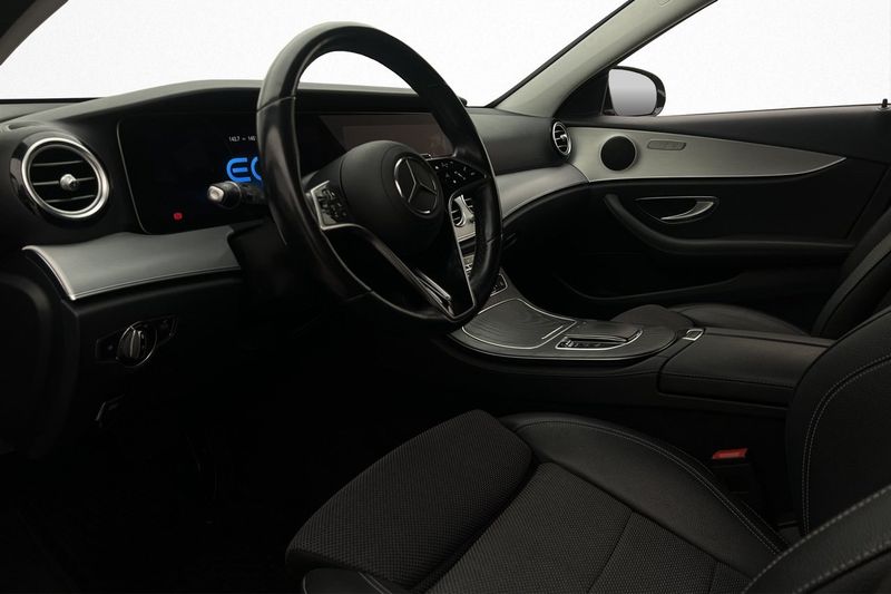 Mercedes E300 bild 9