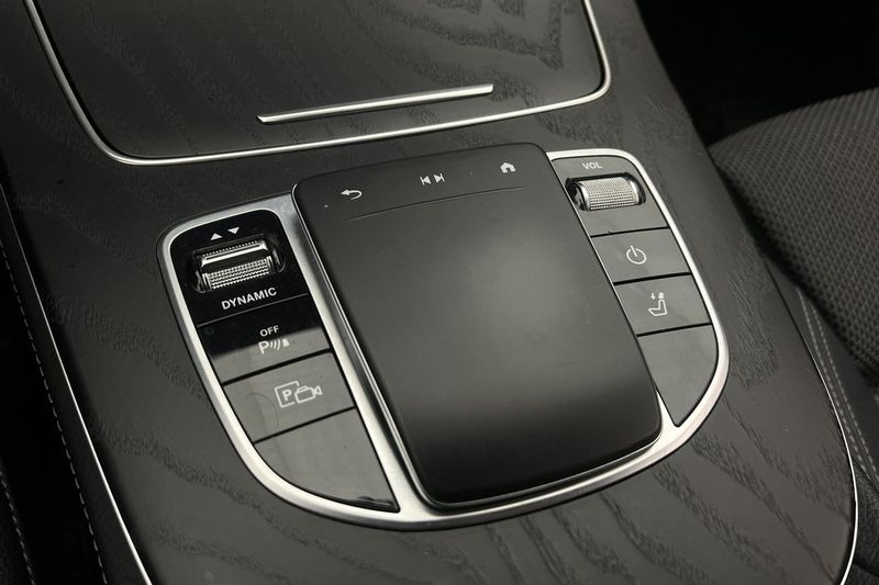 Mercedes E300 bild 27