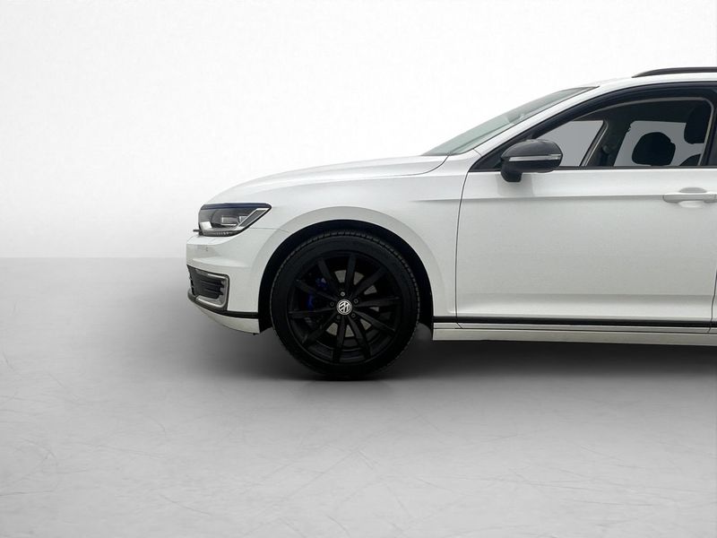 Volkswagen Passat bild 32