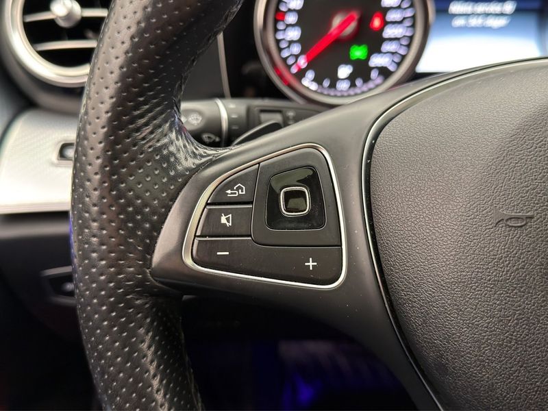 Mercedes E220 bild 15