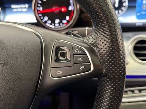 Mercedes E220 bild 17