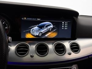 Mercedes E220 bild 23