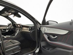 Mercedes GLC43 AMG bild 32