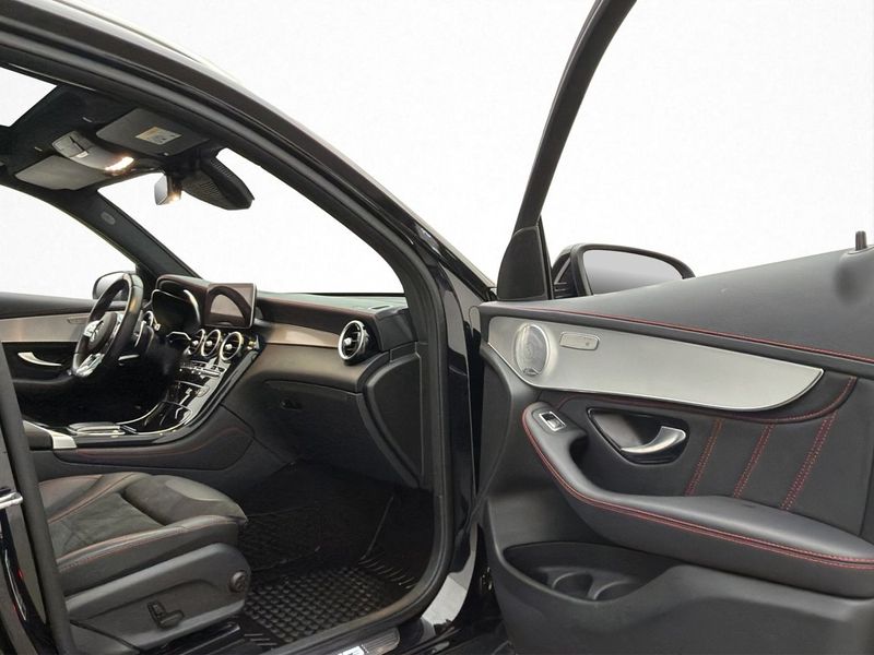 Mercedes GLC43 AMG bild 32