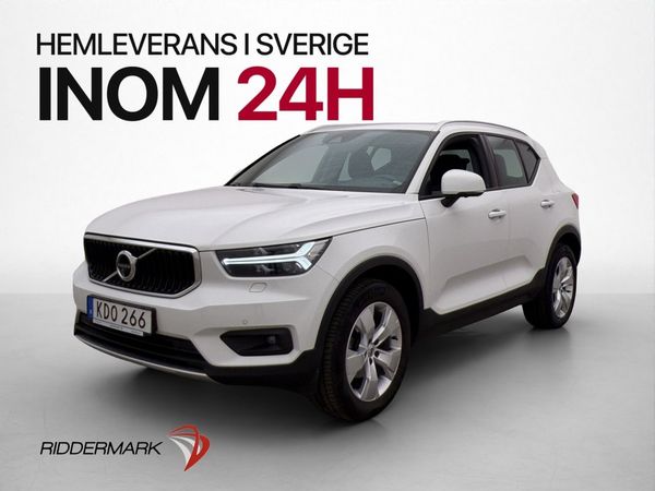 Volvo XC40 T2 Momentum Värmare Drag 360° CarPlay En-Brukare - 2022